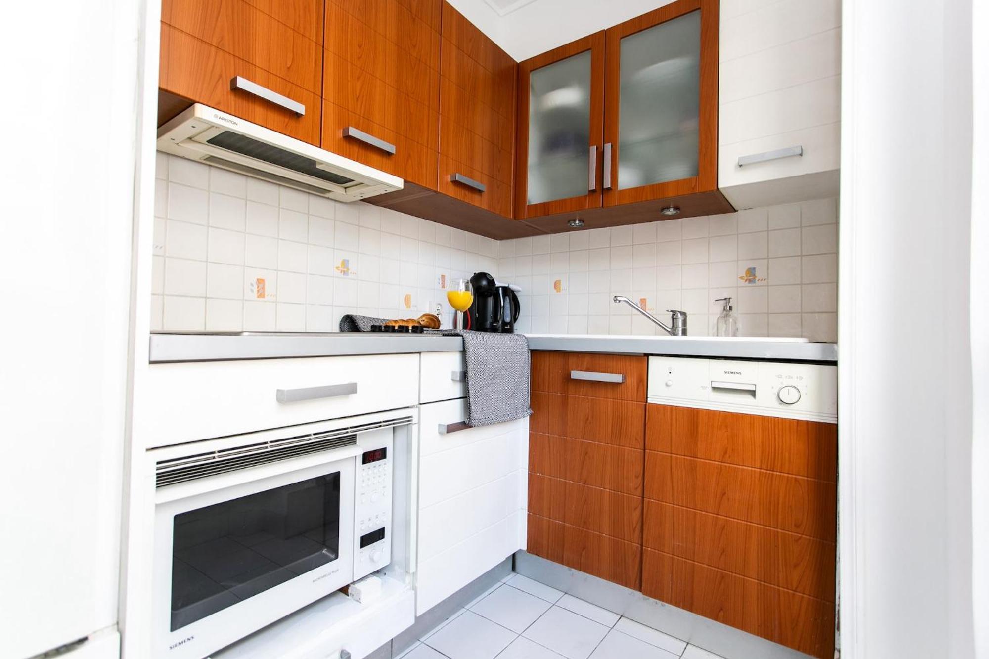 Le Bon Marche & St Germain - 2Br - Cityapartmentstay Париж Екстер'єр фото